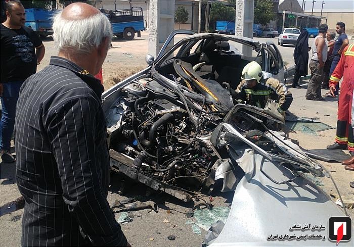 واژگونی پژو پارس در خیابان رجایی